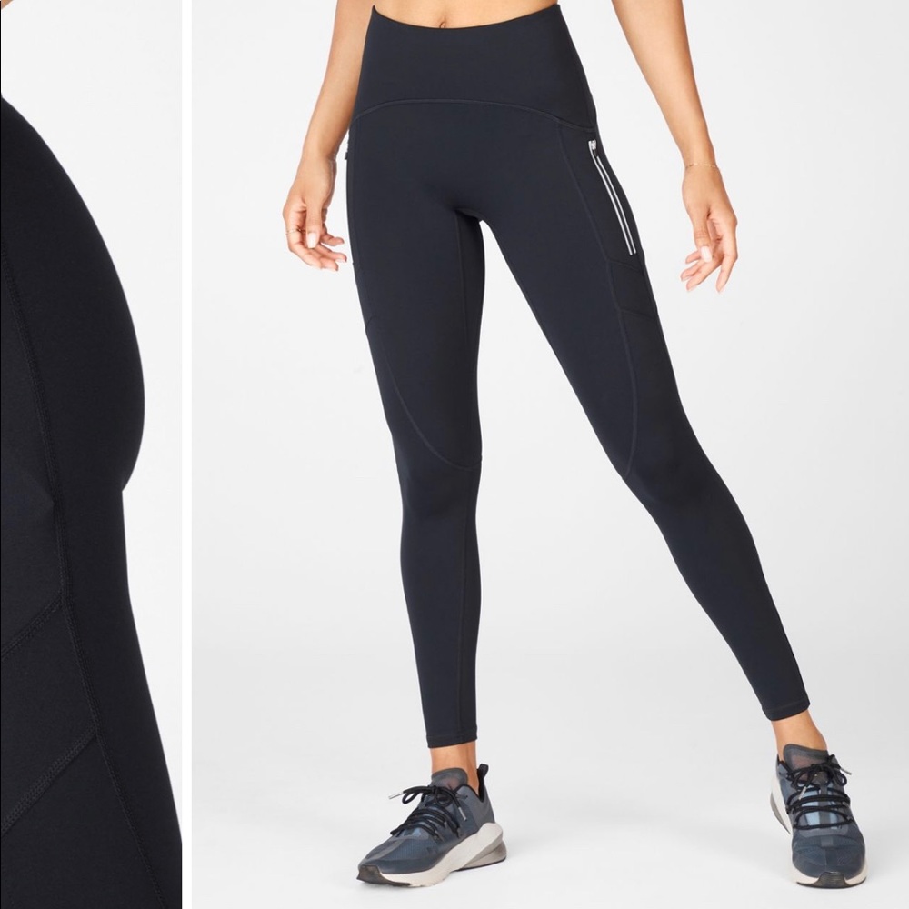 Fabletics High-Waisted Motion365® Legging